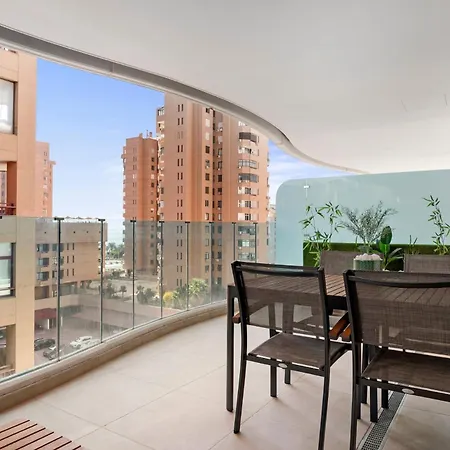 New 7th Floor Near Center Appartement *