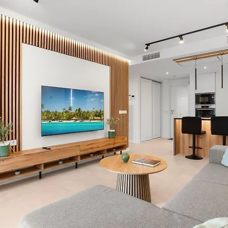 Appartement New 7th Floor Near Center *