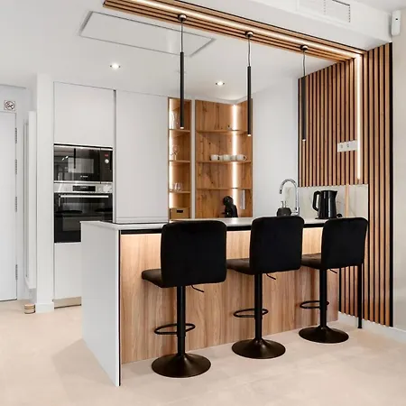 New 7th Floor Near Center Appartement Fuengirola
